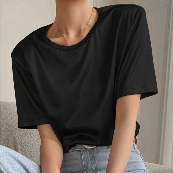 White Satin Round Neck stretchy Tee shirt - Picture 5 of 8